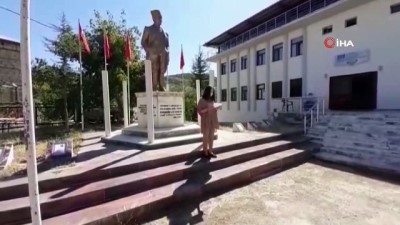  Tunceli'de şehit edilen 6 öğretmen unutulmadı