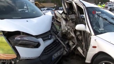 ulker -  Arıza yapan araca minibüs çarptı:1 yaralı Videosu