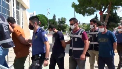 polis ekipleri -  Göçmen kaçakçılığı şüphelisi 7 kişi adliyeye çıkarıldı Videosu