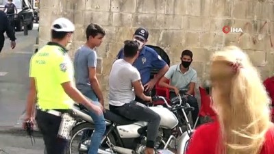 polis ekipleri -  Kilis’te maske denetimleri sürüyor Videosu