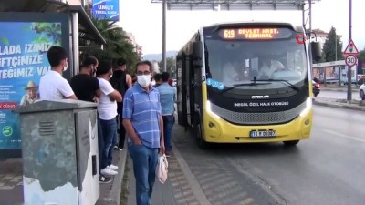  Duraklardaki kalabalık korkuttu