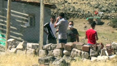 kacak yapi -  Belediye ekiplerine tüfekle karşılık veren 3 kardeş ikna edildi Videosu