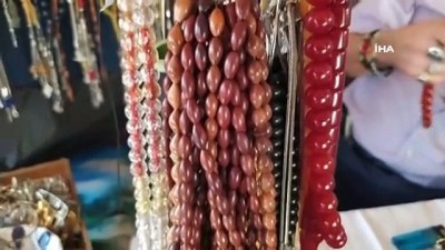  'Bu tespih elleri dezenfekte ediyor'