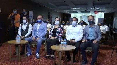 engelli kadin - İzmit Belediyespor 11 yeni transferine imza attırdı Videosu