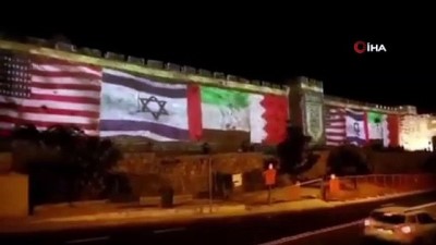 tarihi surlar -  - Kudüs surları ABD, İsrail, BAE ve Bahreyn bayrakları ile aydınlatıldı Videosu