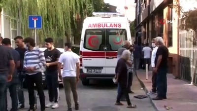 ingilizce -  Beyoğlu'nda şok ölüm...Amerikalı şahıs, camdan cama geçmeye çalışırken böyle düştü Videosu