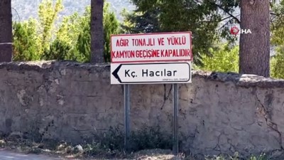 sparta -  Karantina uygulanan köye giriş ve çıkışlar durduruldu Videosu