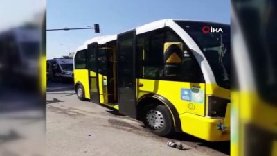  Servis ile minibüs kafa kafaya çarpıştı: 4 yaralı