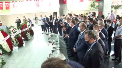 kabir ziyareti -  Adnan Menderes idam edilişinin 59’uncu yılında kabri başında anıldı Videosu