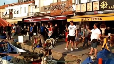 askeri ogrenci -  Jandarma Akademisi Öğrencileri Foça'yı marşlarla halk onları alkışlarla selamladı Videosu