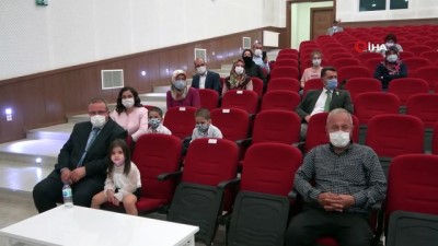  Şehit aileleri ve gazilere Devlet Övünç Madalyası verildi