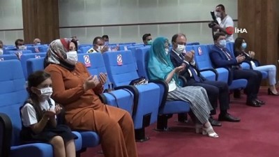 gaziler -  Şehit eşine Devlet Övünç Madalyası ve Beratı takdim edildi Videosu