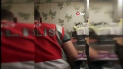 polis ekipleri -  İstanbul emniyetinden aranan şahıslara yönelik çok sayıda adrese operasyon Videosu