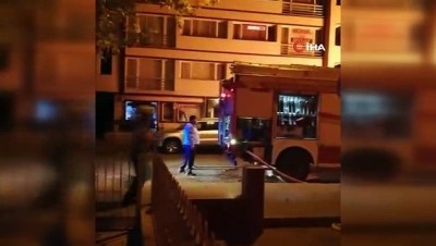yangina mudahale -  Ankara’da alev topuna dönen kamyonet paniğe sebep oldu Videosu