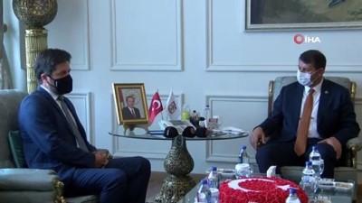  Macar Büyükelçiyi şaşkına çeviren tablo