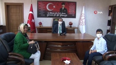  Milli Eğitim Müdürünü duygulandıran ziyaret