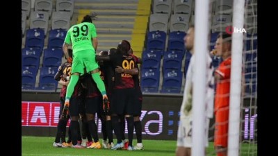 Medipol Başakşehir - Galatasaray maçından kareler -2-