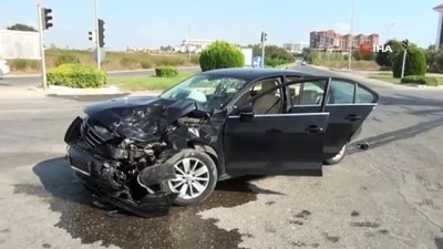 Antalya’da trafik kazası: 4 yaralı