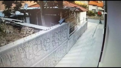 ilkokul ogrencisi -  Bisiklet tekeri hırsızlığı kamerada Videosu