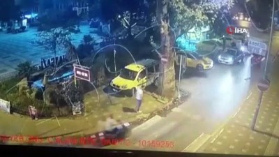 kucuk kiz -  Bursa'da dehşet anları kamerada...Ön camını tekmeleyen saldırganı kaputun üzerinde emniyete götürdü Videosu