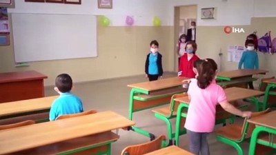 okul oncesi egitim -  Bakan Selçuk, okullardaki ilk günün heyecanını sosyal medyada paylaştığı videoyla duyurdu Videosu