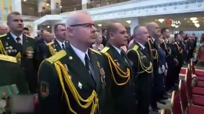 hukumet karsiti -  - Belarus Devlet Başkanı Lukaşenko gizli törenle yemin etti Videosu