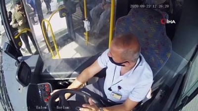 belediye otobusu -  Belediye otobüsündeki maske kavgasının görüntüleri ortaya çıktı Videosu