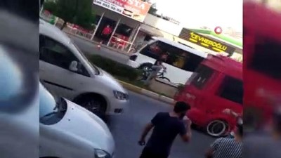 arbede -  Trafikte kaza kavgası kamerada Videosu