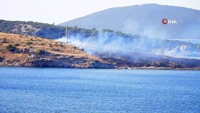  Yüzerek gidip yangını söndürdüler