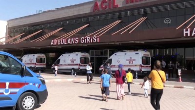 askeri arac - Askeri araç devrildi, 5'i asker 16 kişi yaralandı - KİLİS Videosu