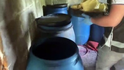 sahte icki operasyonu - Kaçakçılık ve sahte içki operasyonunda 3 kişi yakalandı - ADANA Videosu