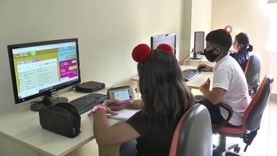 alabalik -  Kocaeli’de kurulan EBA destek noktası interneti olmayan öğrencilerin yardımına koştu Videosu