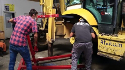 yakit tasarrufu -  Atakum Belediyesi araç ve iş makinelerini kendi atölyelerinde tamir ediyor Videosu