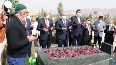 bozlak -  Merhum Neşet Ertaş, ölümünün 8. yılında Kırşehir'de anılıyor Videosu
