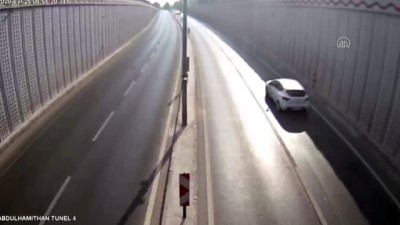 mobese - Otomobilin devrilme anı MOBESE kamerasına yansıdı - KAHRAMANMARAŞ Videosu