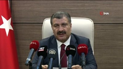  Sağlık Bakanı Fahrettin Koca: 'Karşımızda artık iki virüs var, elimizde ikisini de yenecek üç tedbir bulunuyor, temizlik, maske, mesafe'