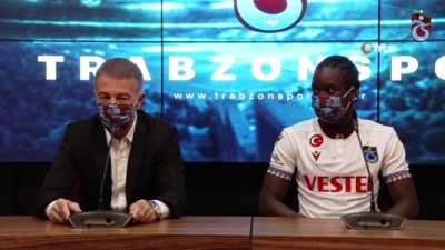 buyuk kulup - Trabzonspor, Diabate için imza töreni düzenledi Videosu