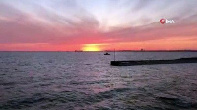  İstanbul’da mest eden günbatımı manzarası