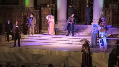 emeklilik yasi - 11. Uluslararası İstanbul Opera Festivali 'Saraydan Kız Kaçırma' operasıyla sona erdi - İSTANBUL Videosu