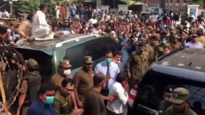  - Pakistan'da ana muhalefet lideri Sharif tutuklandı