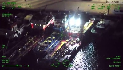 deniz polisi - 413 bin litre kaçak akaryakıt ele geçirildi - İSTANBUL Videosu