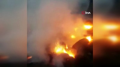 amator kamera -  Ahırda başlayıp samanlık ile eve sıçrayan yangın güçlükle söndürüldü Videosu