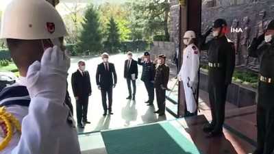 askeri toren -  Bakan Akar, Kosova Savunma Bakanı Quni ile bir araya geldi Videosu