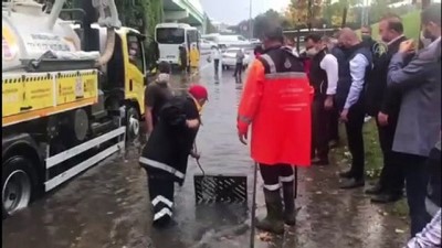 Bazı kesimlerde sağanak etkili oluyor - Okmeydanı yol açma çalışmaları - İSTANBUL