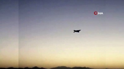  Denize sorti yapan yangın söndürme uçağı panik yaşattı