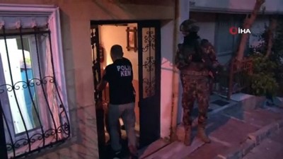  İstanbul’da zehir tacirlerine eş zamanlı operasyon