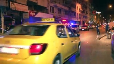 ekmek firini -  İzmir’de silahlı saldırıdan kaçan kişiler fırına sığındı Videosu
