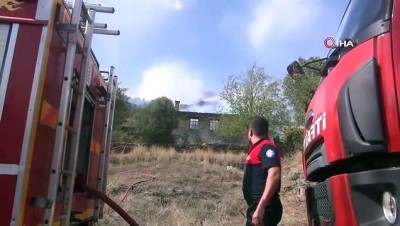 zeytinli -  Ormancı türküsünün yakıldığı mahallede korkutan yangın Videosu