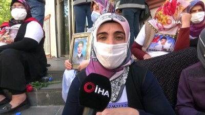 HDP önündeki ailelerin evlat nöbeti devam ediyor