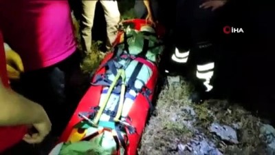  Kayalıktan düşen çoban helikopterle kurtarıldı
